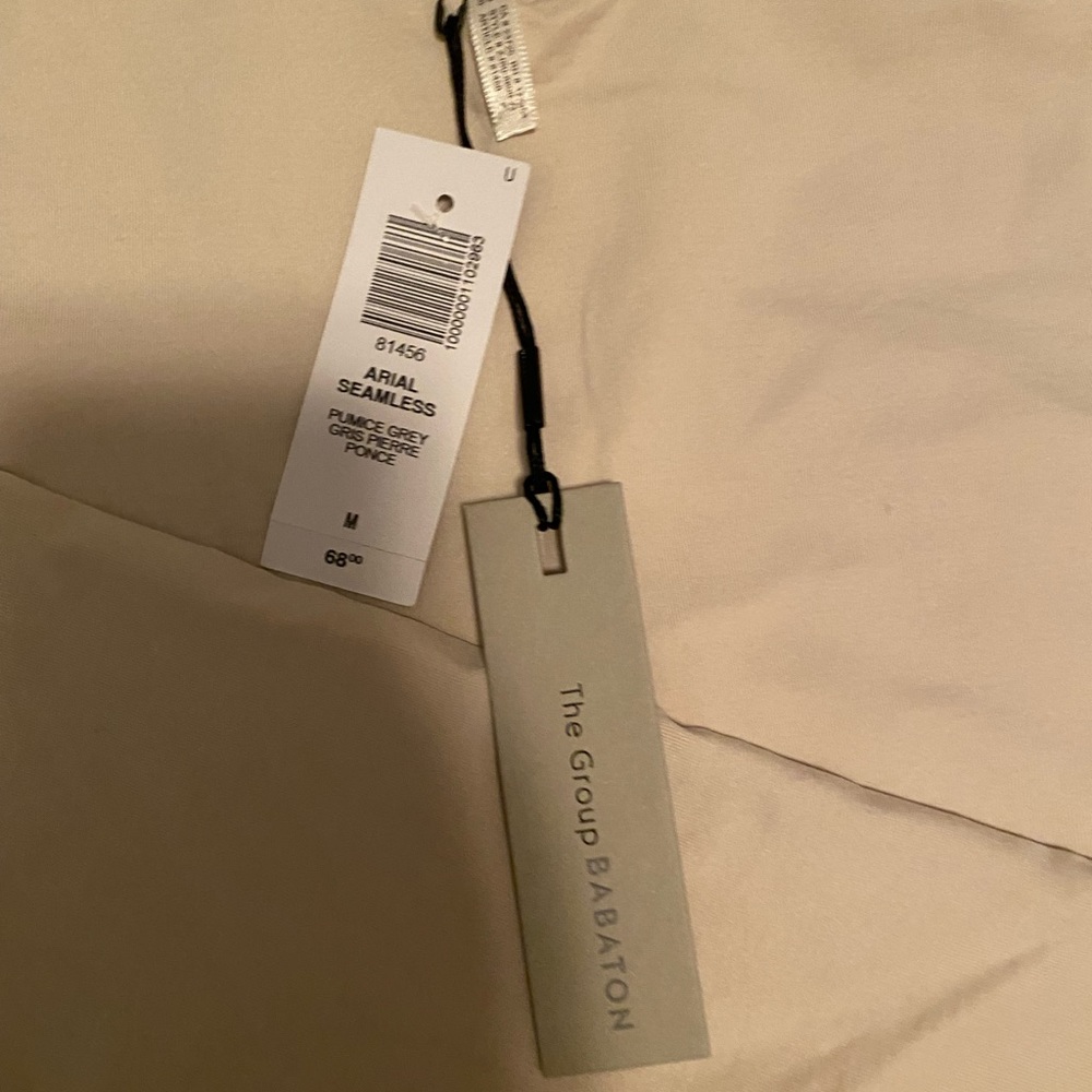 ARITZIA babaton Ariel seamless bodysuit